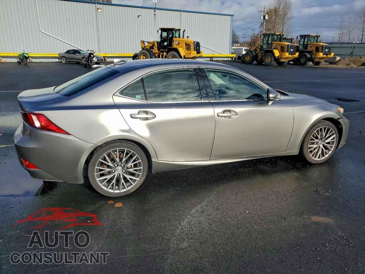 LEXUS IS 2015 - JTHCF1D28F5018690