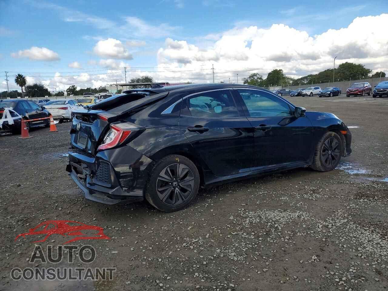 HONDA CIVIC 2018 - SHHFK7H54JU417071