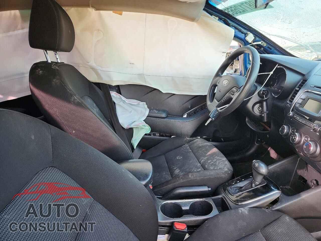 KIA FORTE 2017 - 3KPFK4A71HE017450