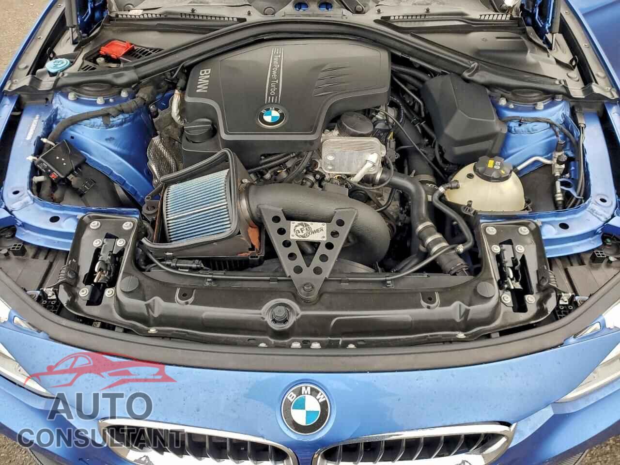 BMW 3 SERIES 2016 - WBA8E3G53GNU38593