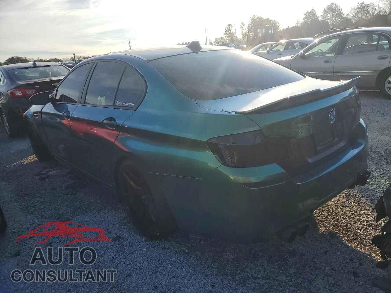 BMW M5 2013 - WBSFV9C5XDD095911
