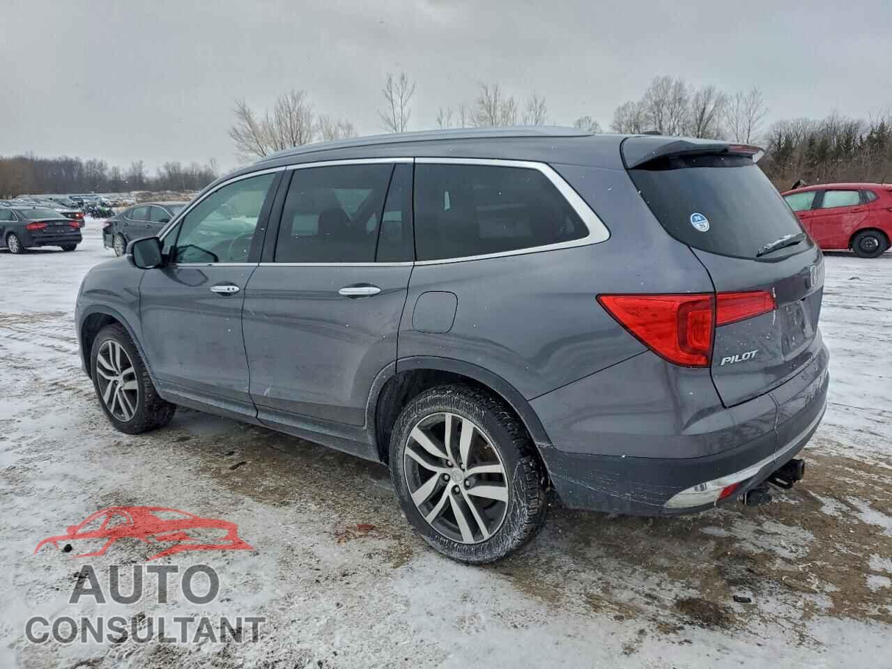 HONDA PILOT 2017 - 5FNYF6H98HB021070