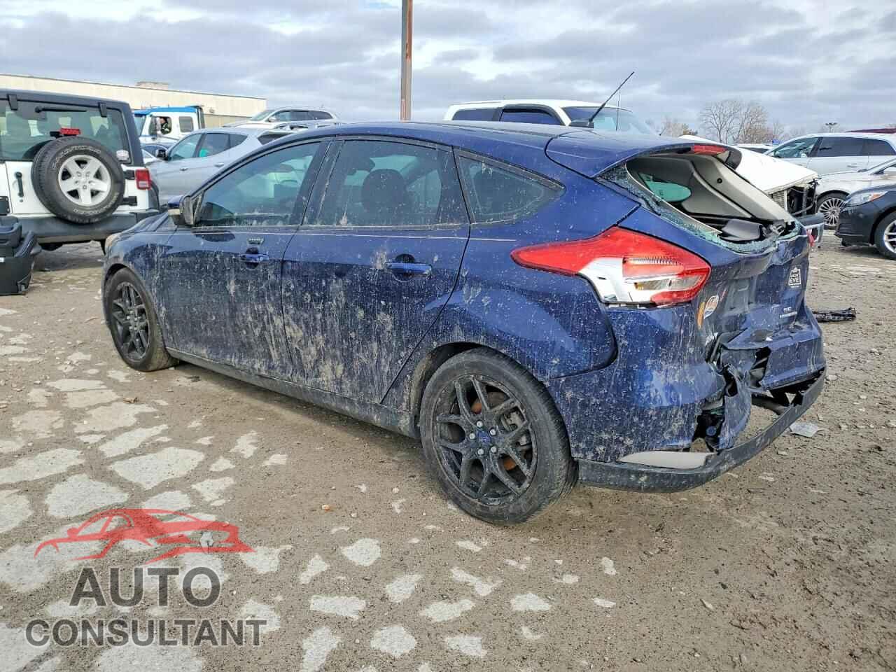 FORD FOCUS 2016 - 1FADP3K26GL371479