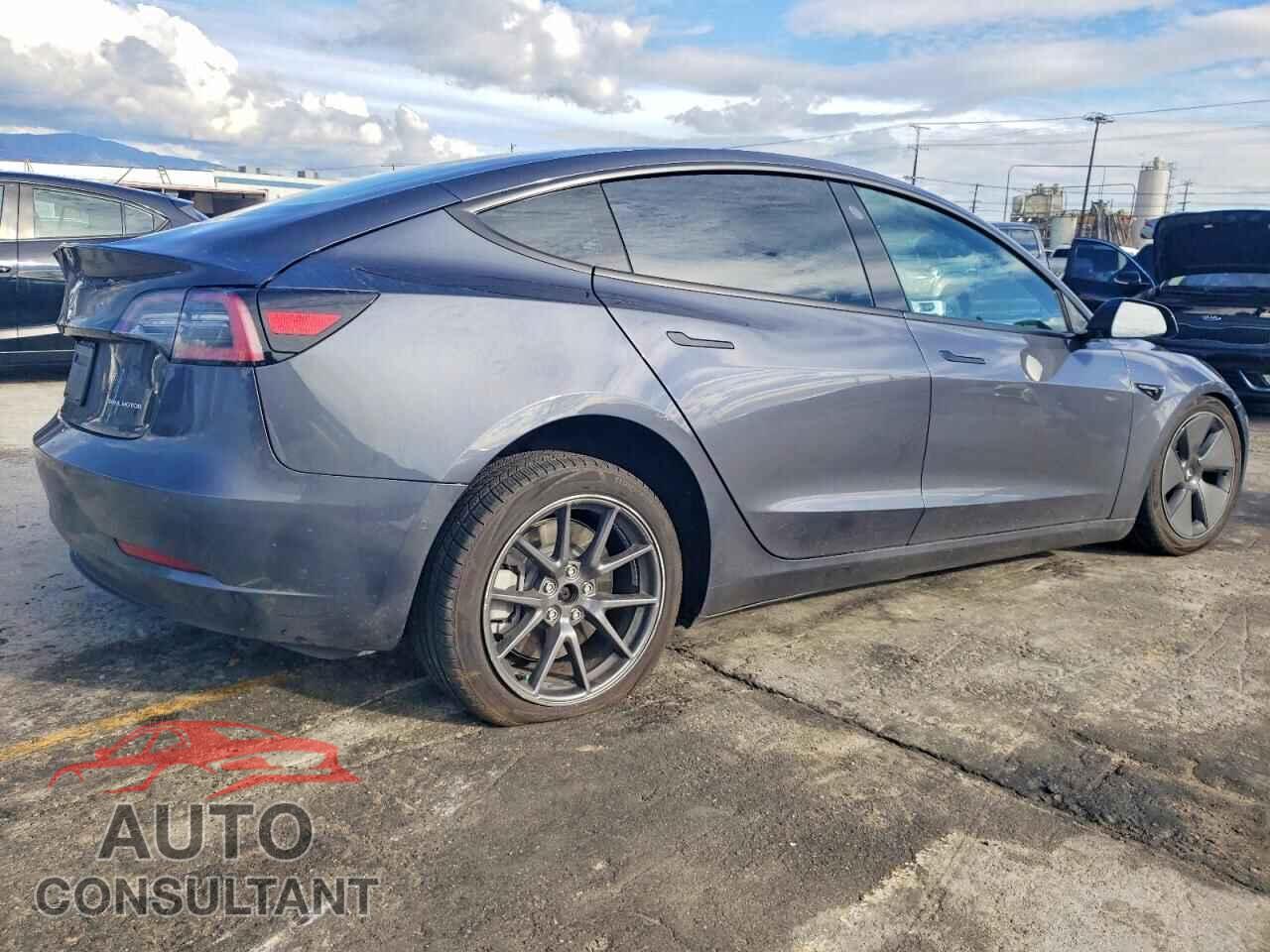 TESLA MODEL 3 2021 - 5YJ3E1EB4MF003098