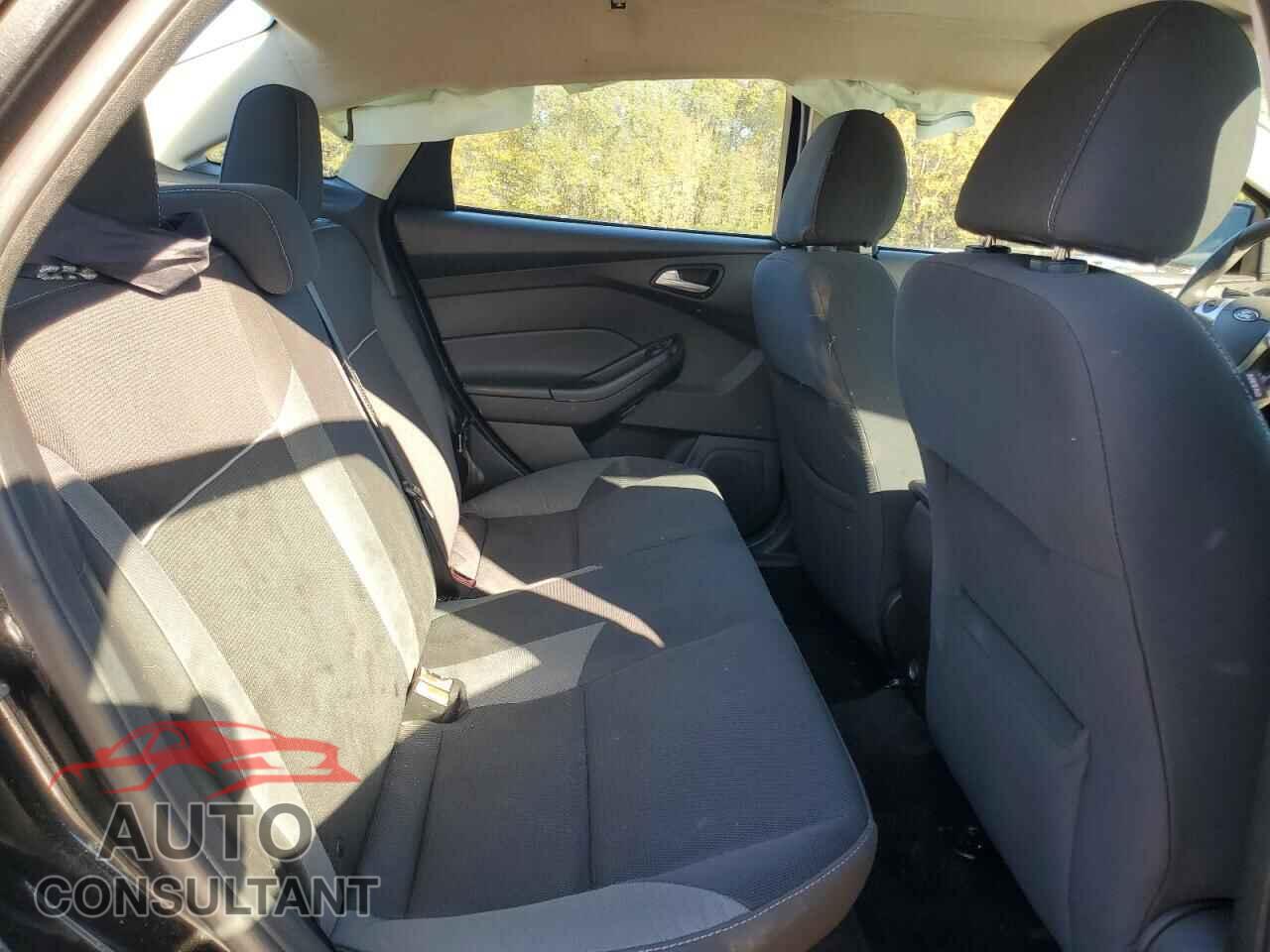 FORD FOCUS 2014 - 1FADP3F21EL236644