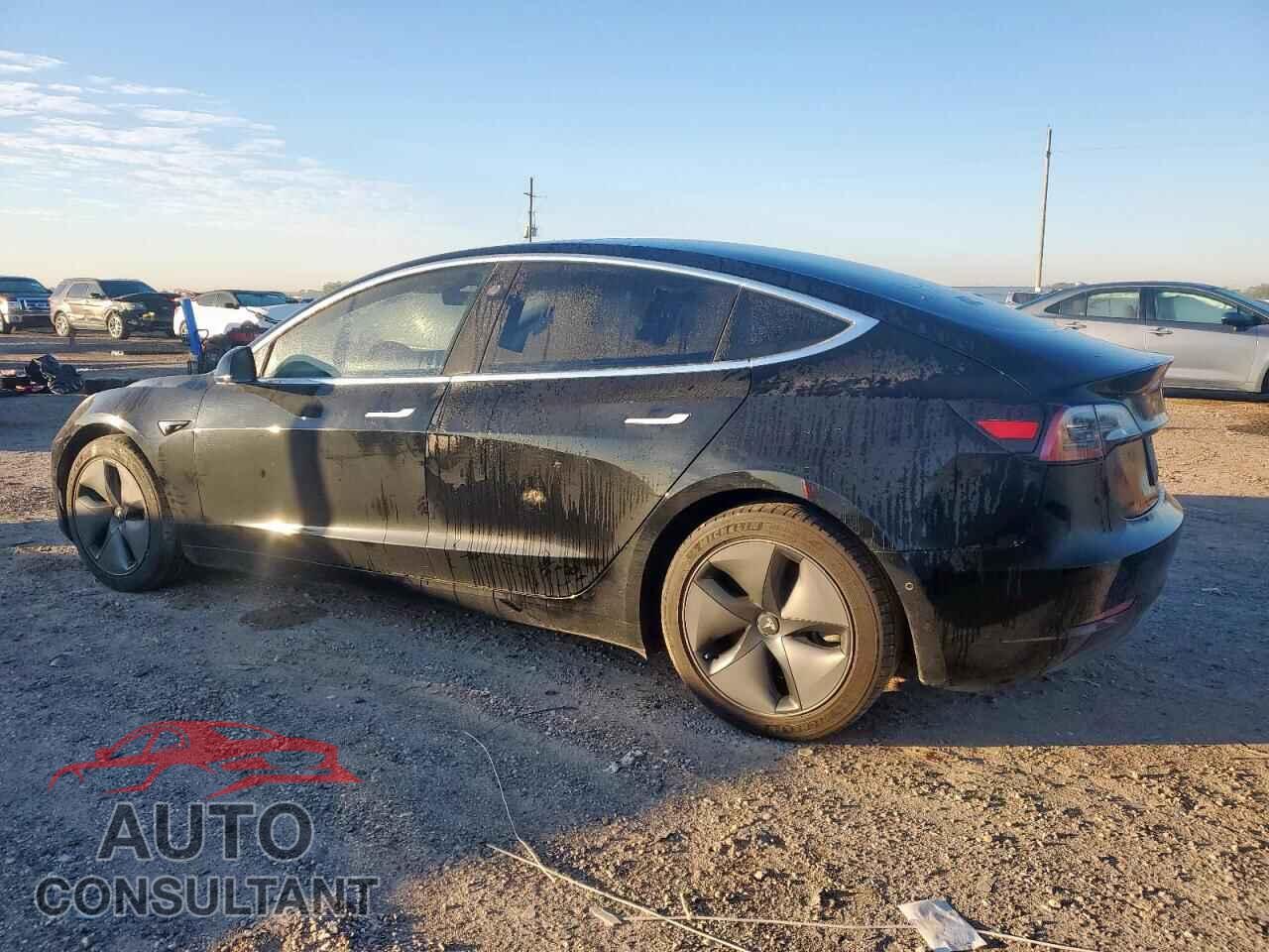 TESLA MODEL 3 2019 - 5YJ3E1EB5KF385011