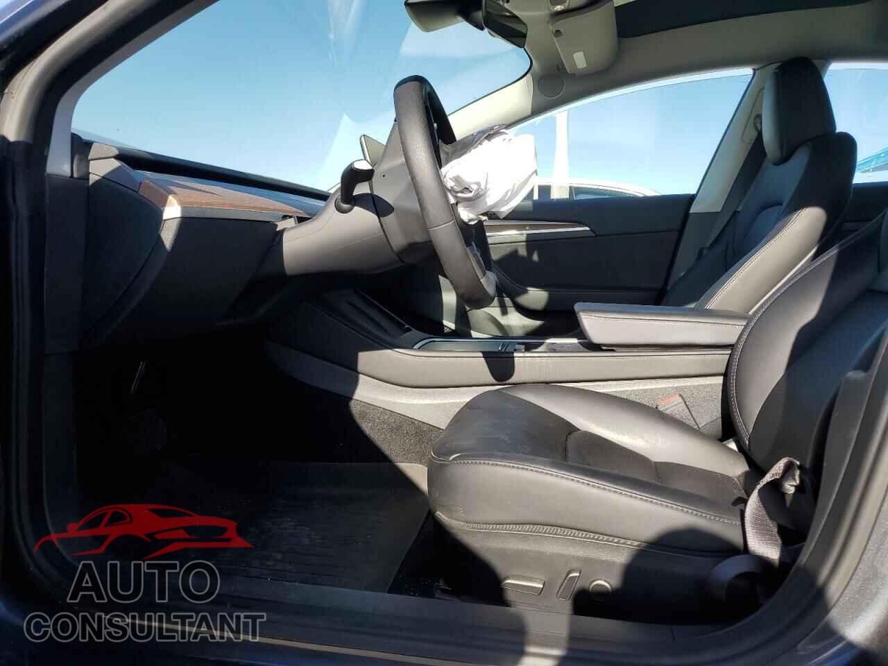 TESLA MODEL 3 2023 - 5YJ3E1EA5PF705944