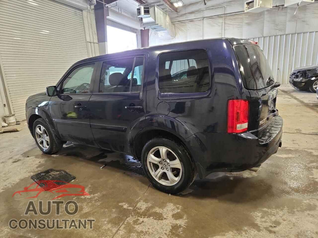 HONDA PILOT 2013 - 5FNYF3H51DB008117