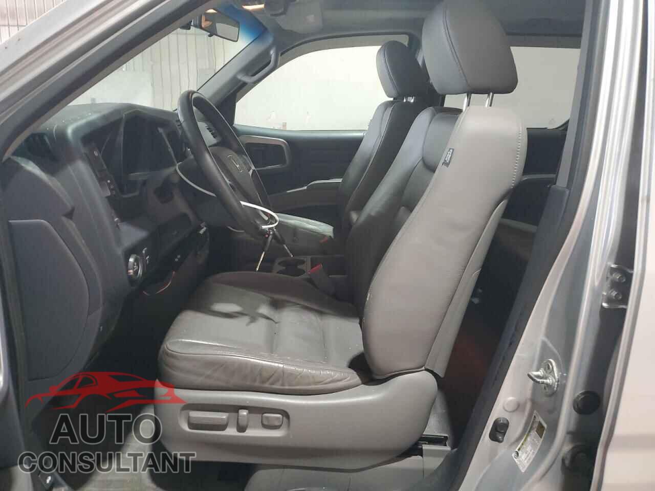 HONDA RIDGELINE 2011 - 5FPYK1F56BB001090