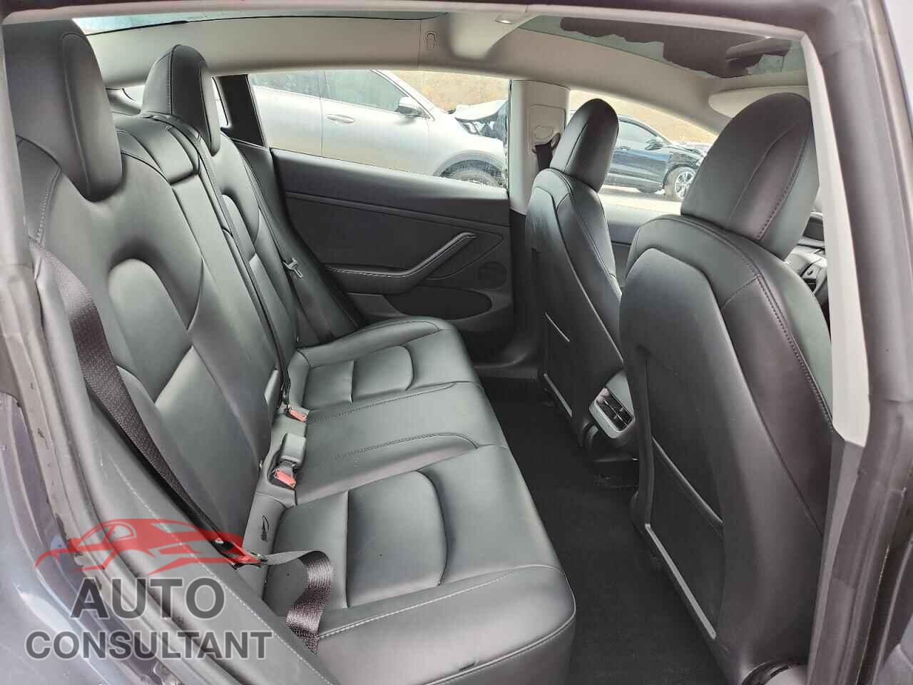 TESLA MODEL 3 2023 - 5YJ3E1EA3PF464384