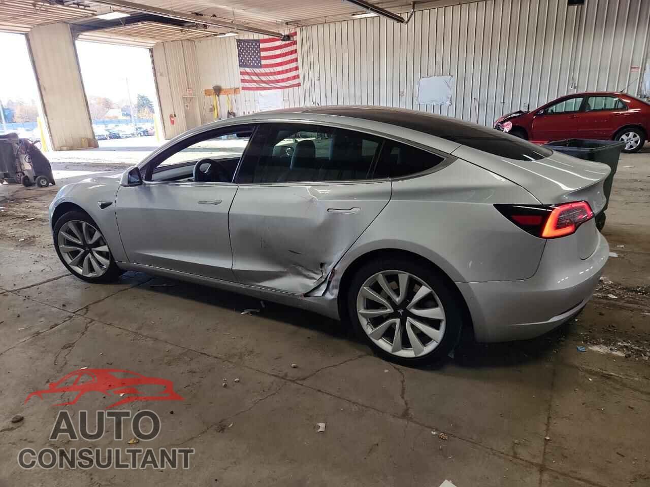 TESLA MODEL 3 2018 - 5YJ3E1EB4JF087614