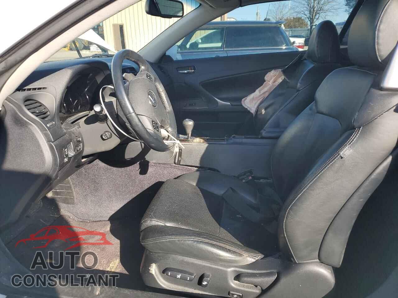 LEXUS IS 2010 - JTHFF2C24A2510406