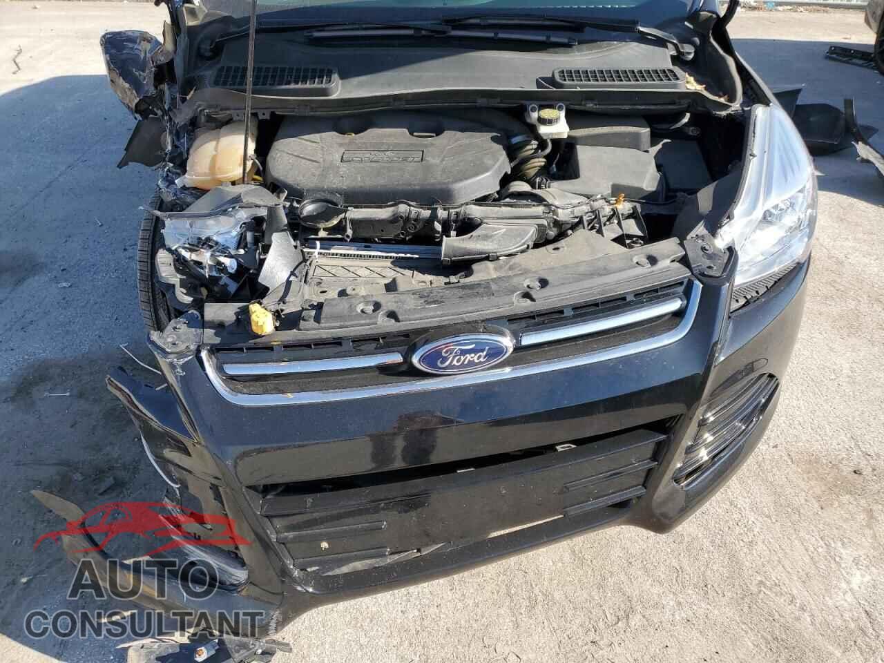 FORD ESCAPE 2016 - 1FMCU9J96GUC83618