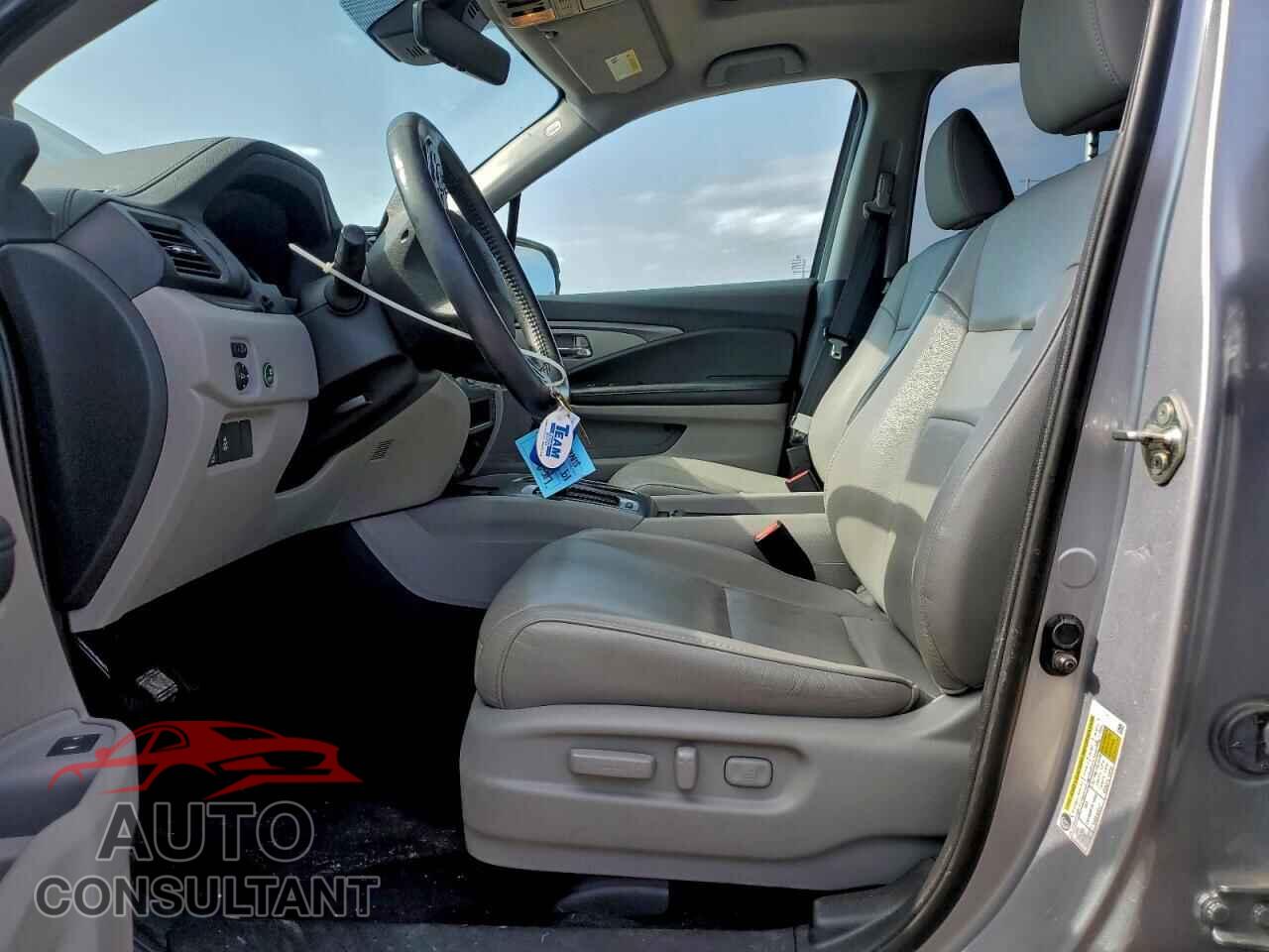 HONDA PILOT 2019 - 5FNYF5H55KB044143