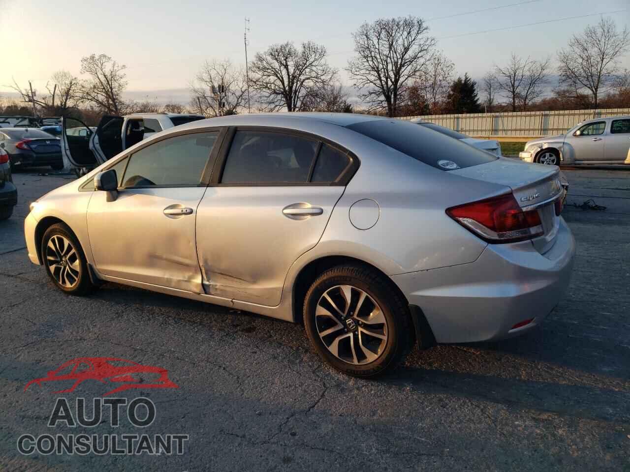 HONDA CIVIC 2015 - 19XFB2F84FE031328