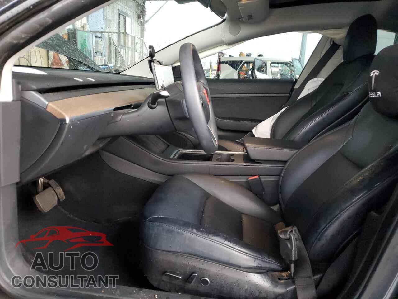 TESLA MODEL 3 2021 - 5YJ3E1EA1MF870871