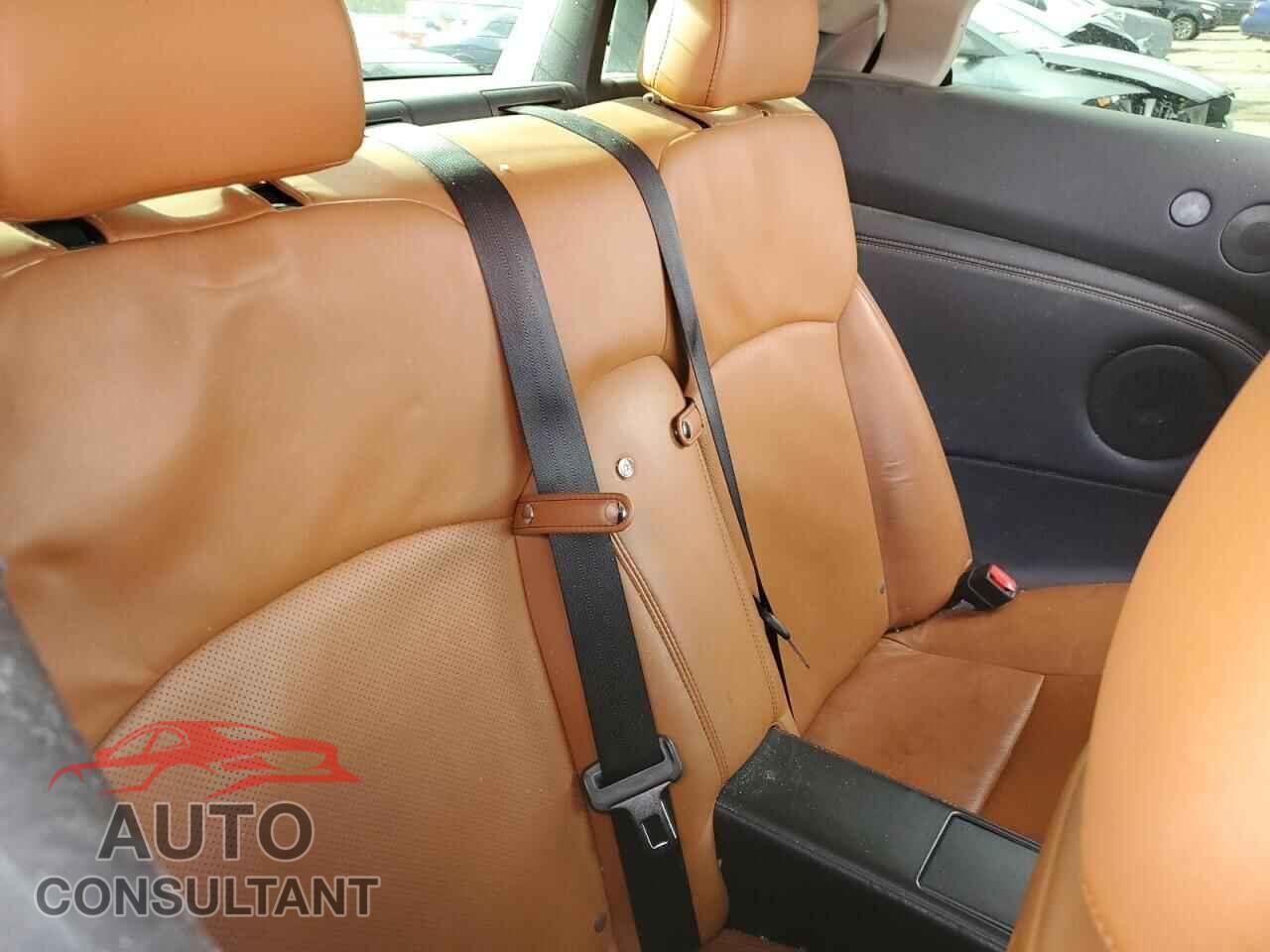 LEXUS IS 2014 - JTHFF2C21E2529890
