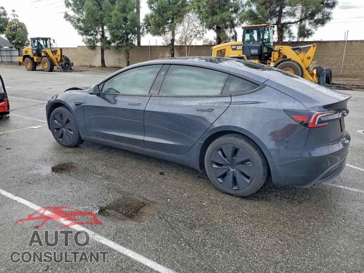 TESLA MODEL 3 2024 - 5YJ3E1EA4RF744995
