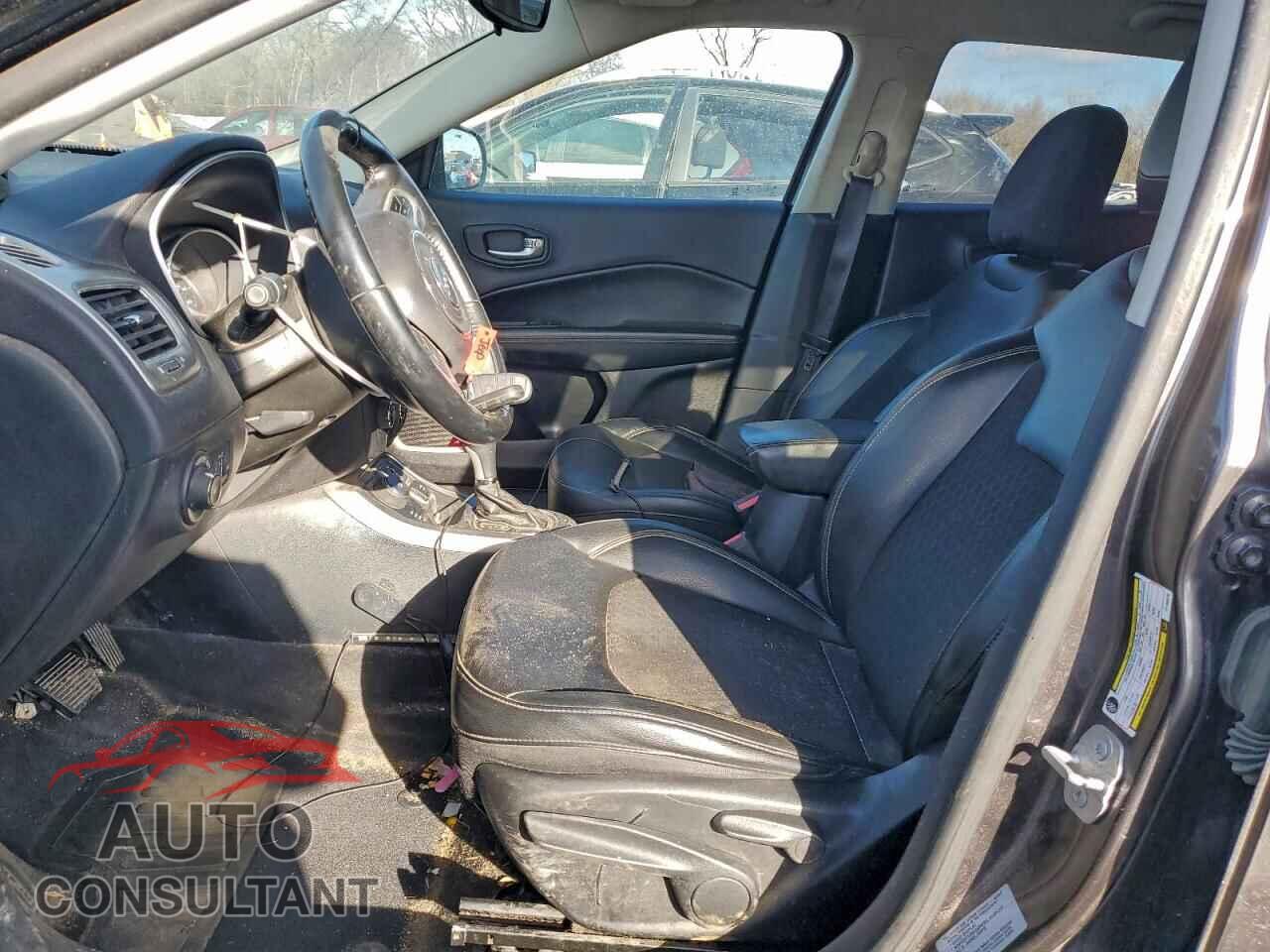 JEEP COMPASS 2018 - 3C4NJDBB4JT146379