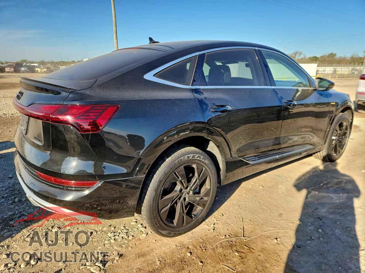 AUDI E-TRON 2021 - WA13AAGE2MB024726
