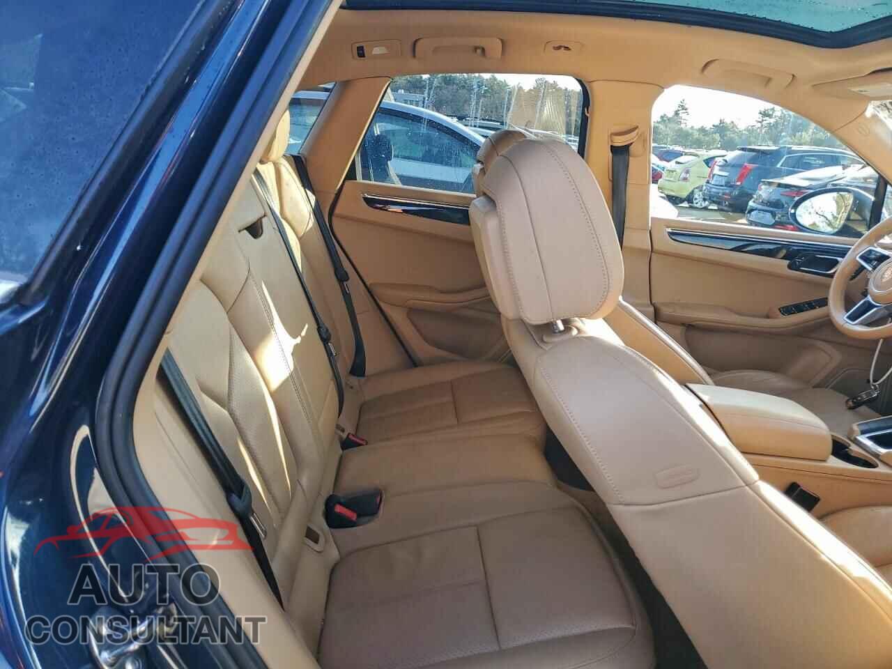 PORSCHE MACAN 2015 - WP1AB2A58FLB73520
