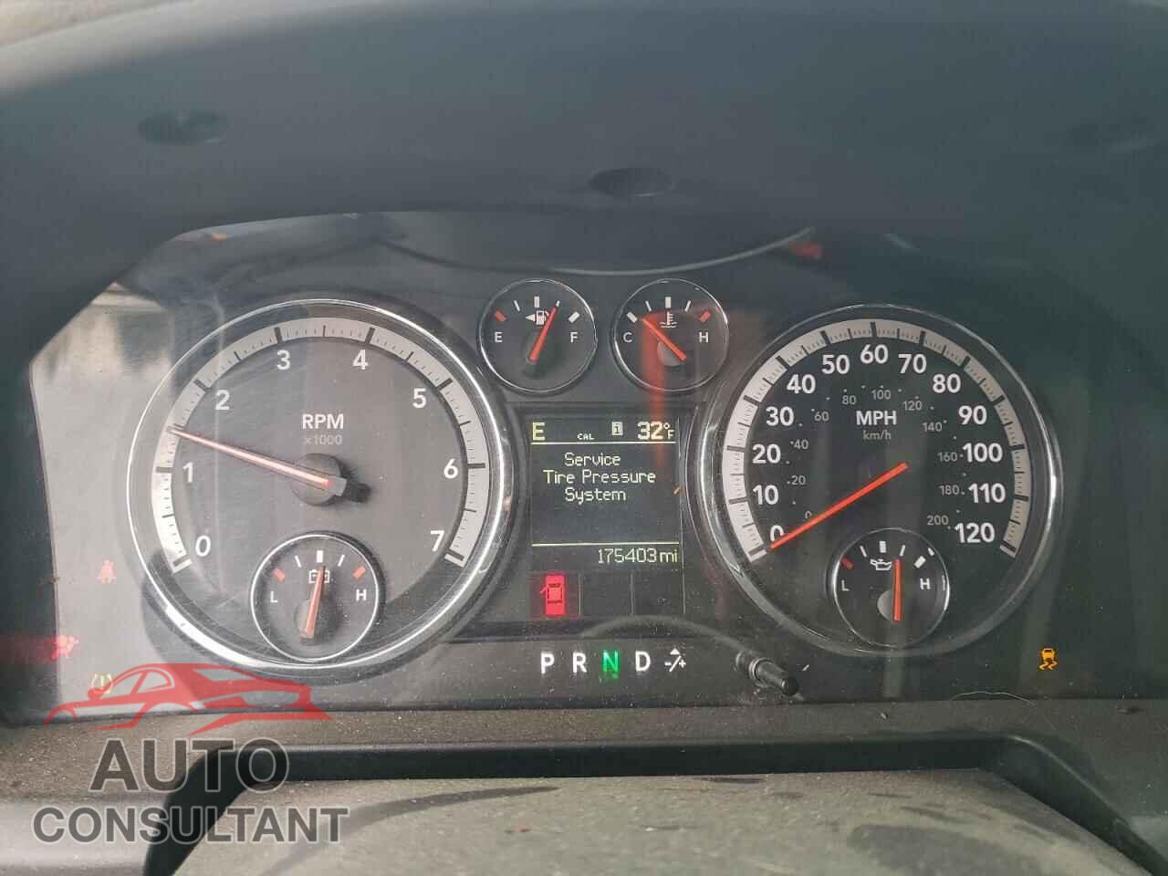 DODGE RAM 1500 2012 - 1C6RD7GP6CS120053