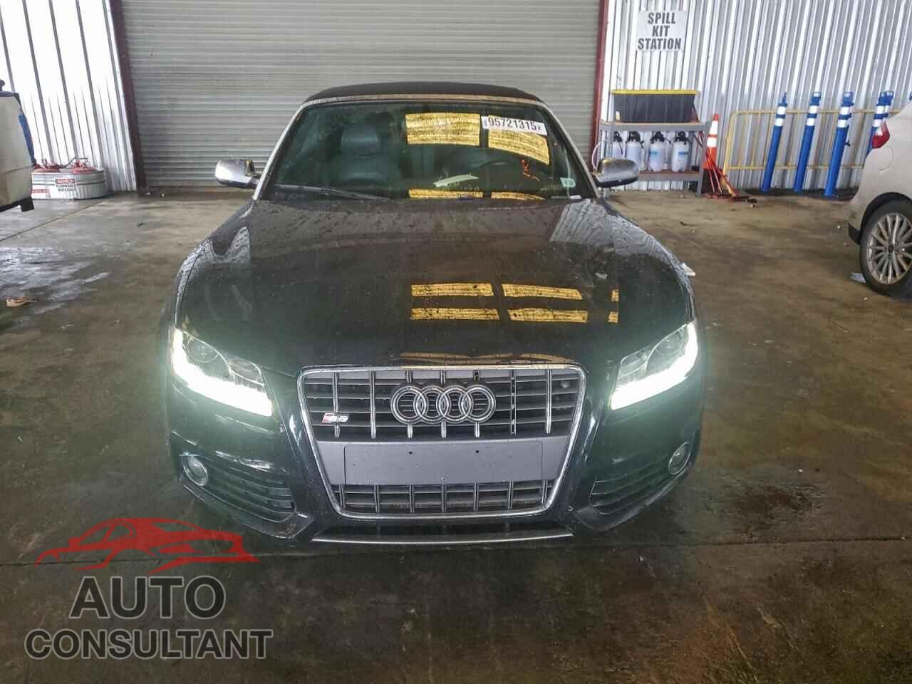 AUDI S5/RS5 2010 - WAUVGAFH7AN014645