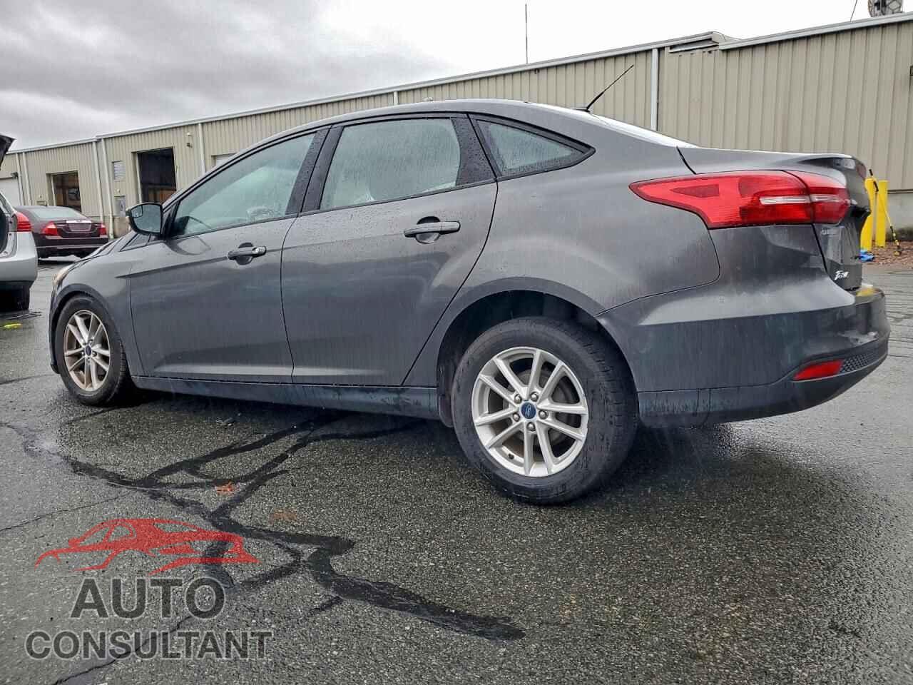FORD FOCUS 2015 - 1FADP3F26FL295481