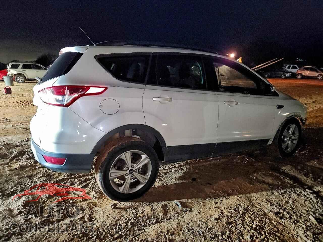 FORD ESCAPE 2016 - 1FMCU0GX8GUA09757