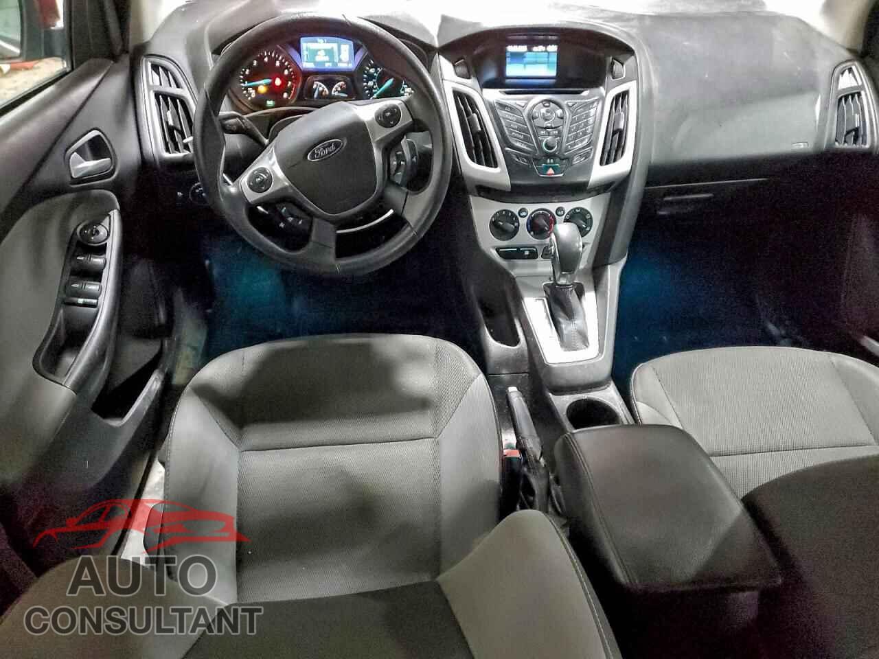 FORD FOCUS 2013 - 1FADP3F22DL208575