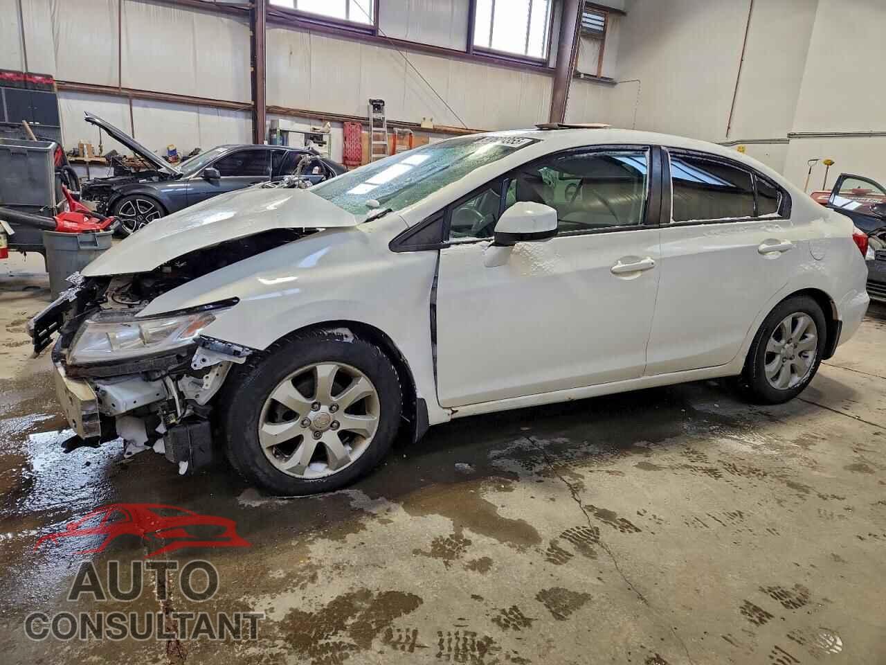 HONDA CIVIC 2012 - 2HGFB2F52CH019539