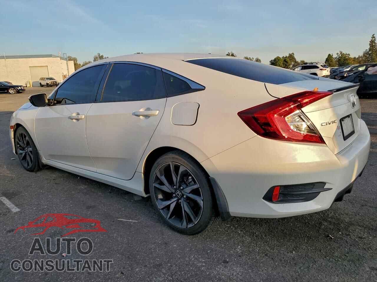 HONDA CIVIC 2019 - 2HGFC2F84KH538761