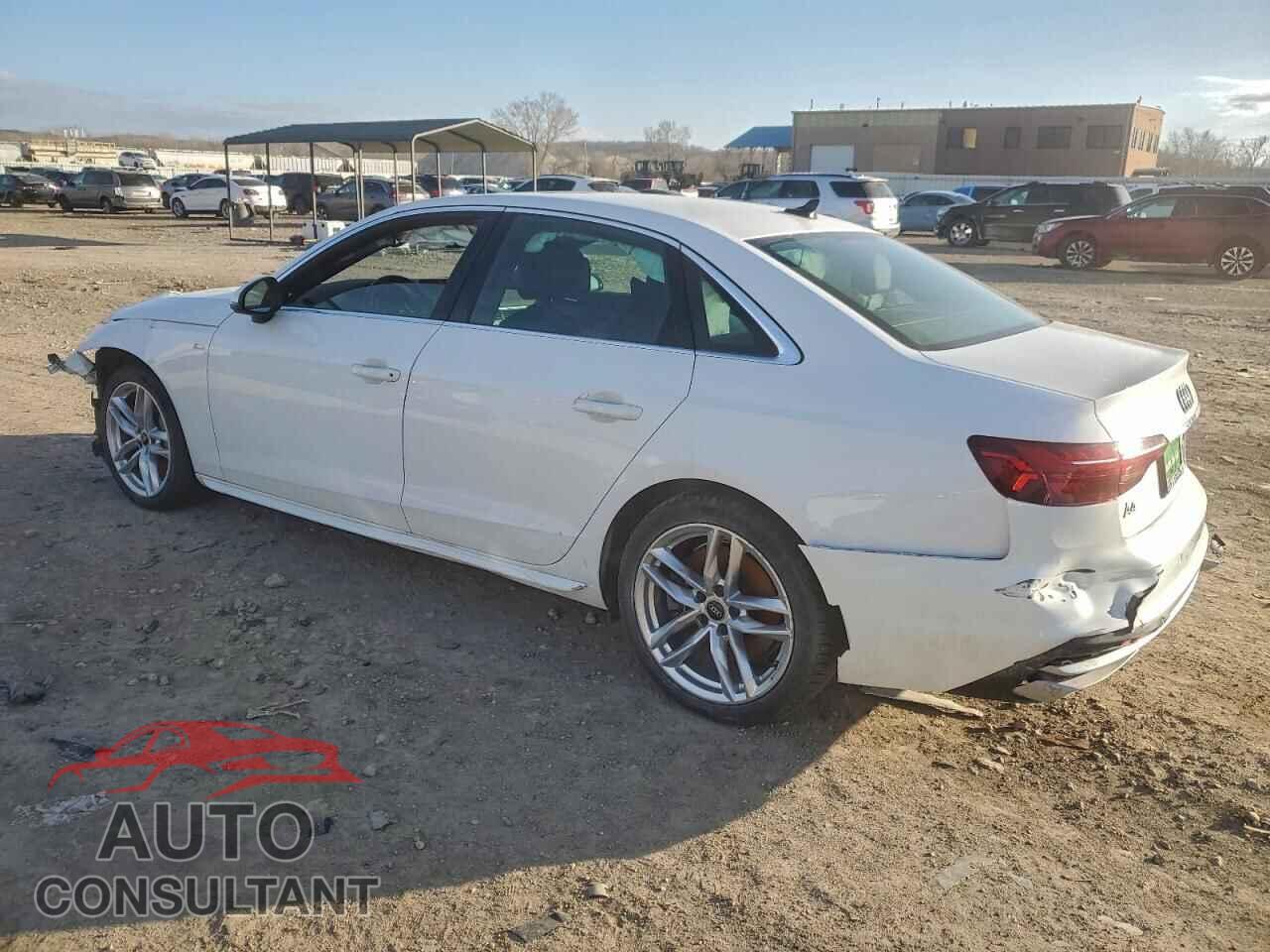 AUDI A4 2022 - WAUEAAF46NA048880