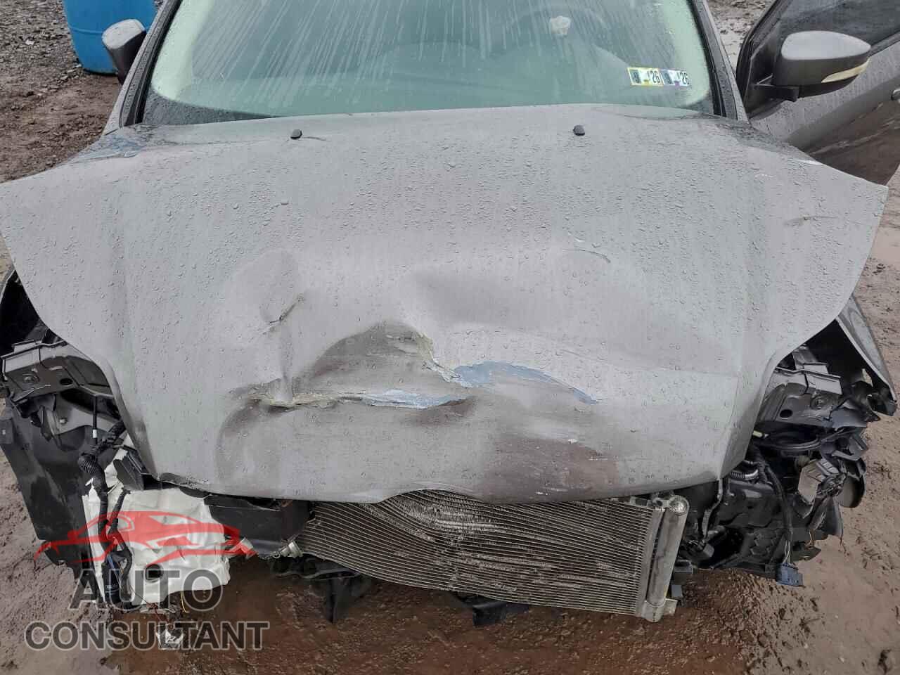 FORD FOCUS 2014 - 1FADP3F2XEL102294