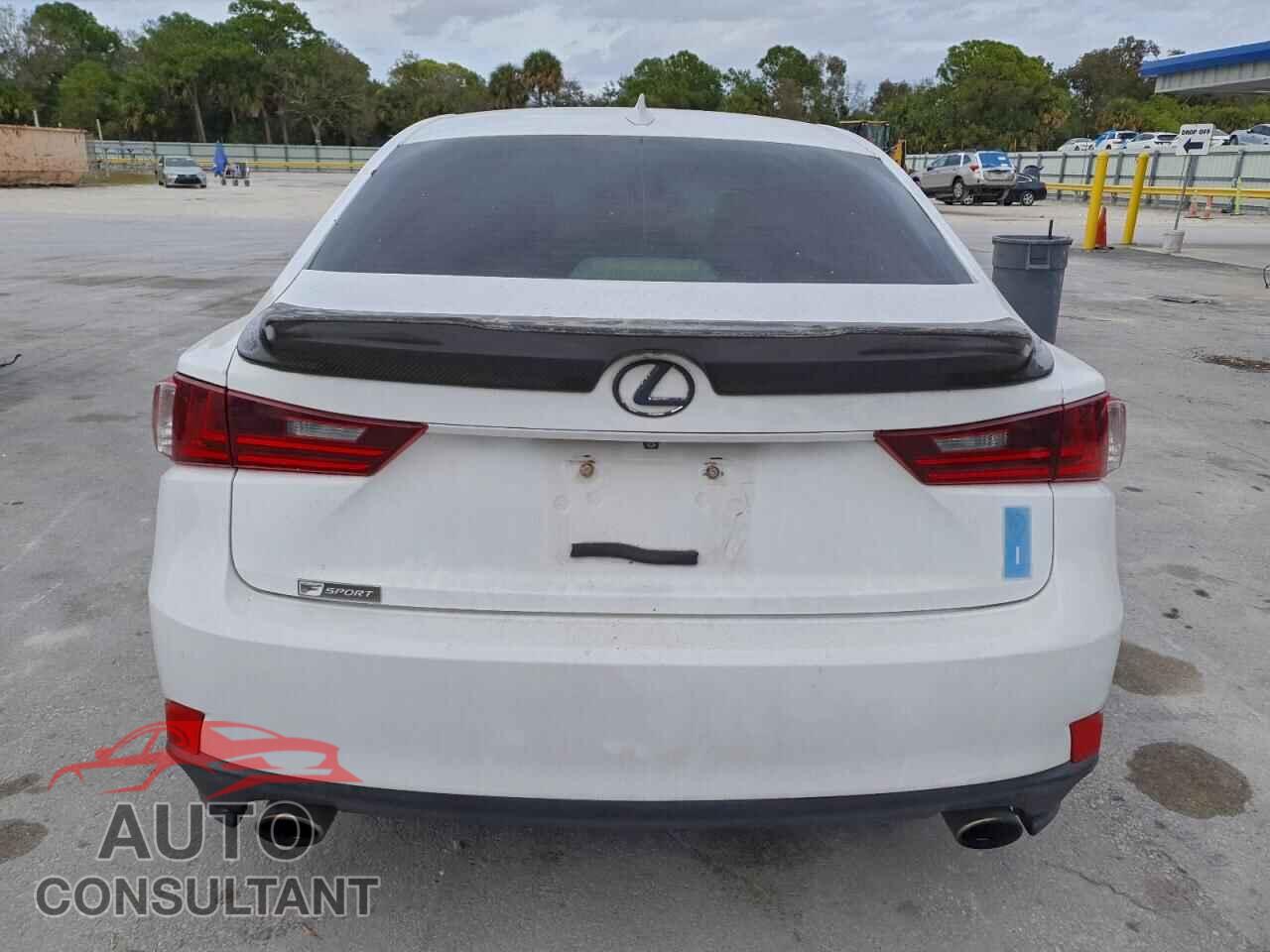 LEXUS IS 2014 - JTHBF1D23E5043507