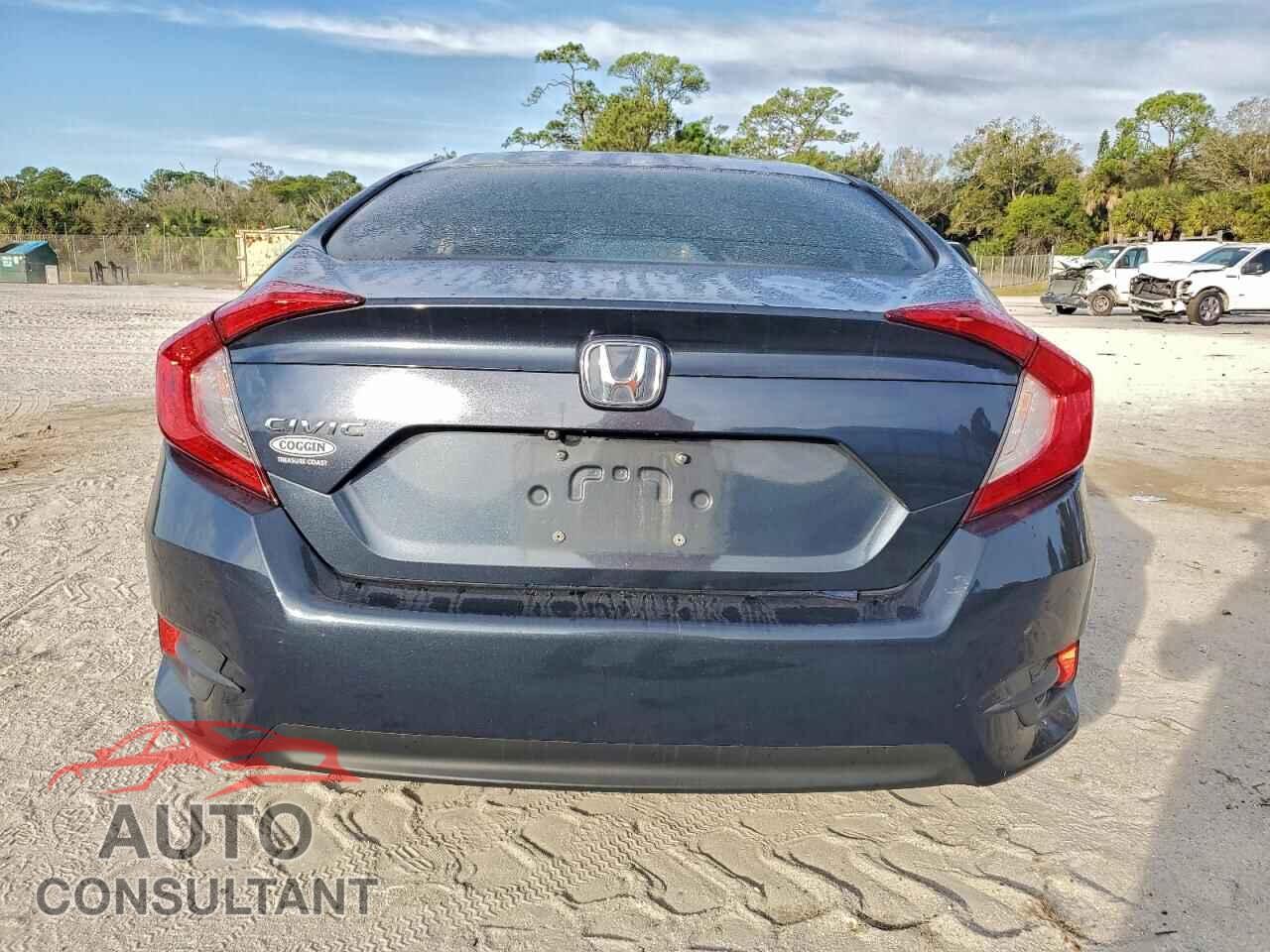 HONDA CIVIC 2017 - 2HGFC2F51HH568475