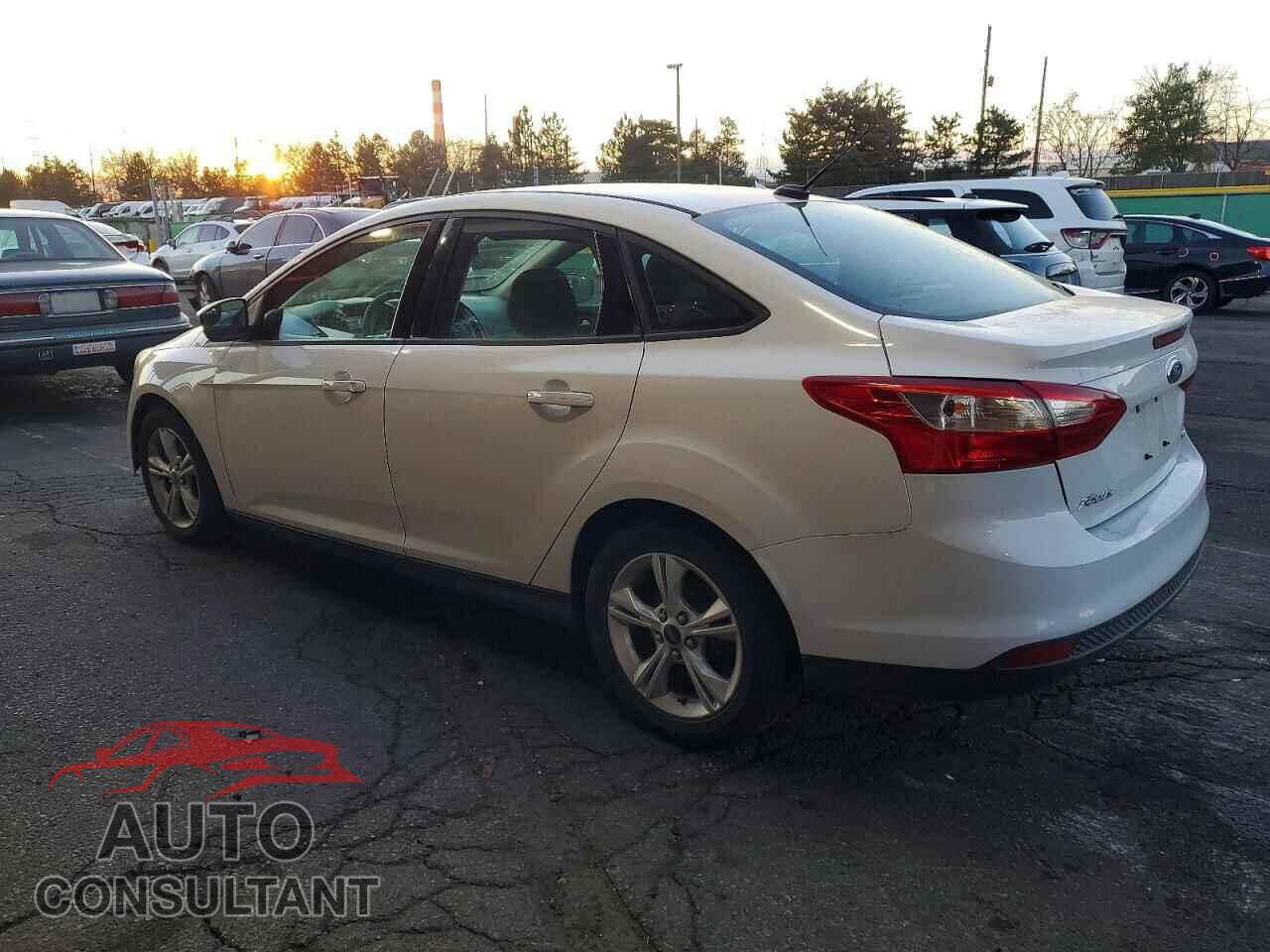 FORD FOCUS 2014 - 1FADP3F26EL145241