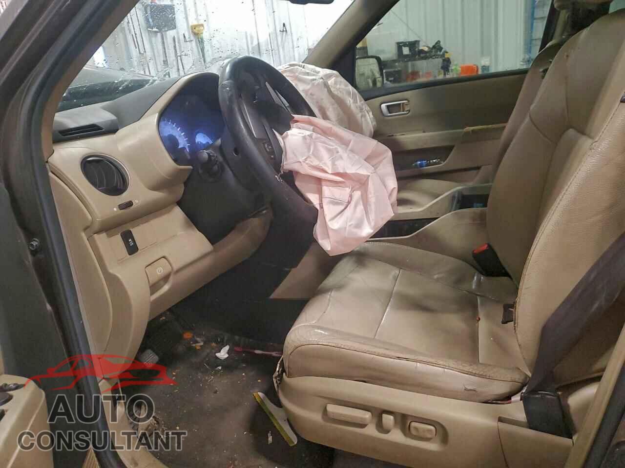 HONDA PILOT 2012 - 5FNYF3H70CB001630