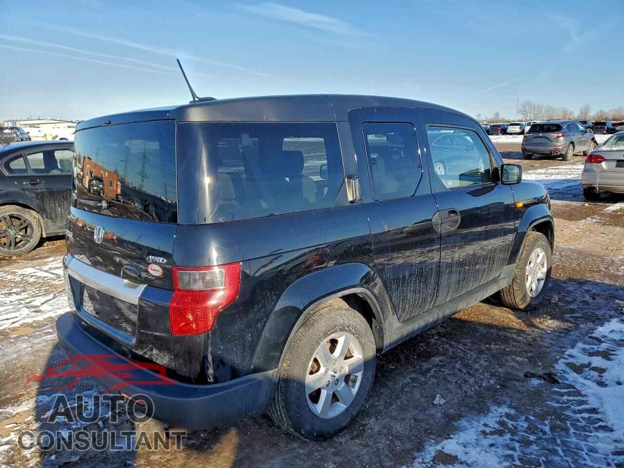 HONDA ELEMENT 2011 - 5J6YH2H75BL005909