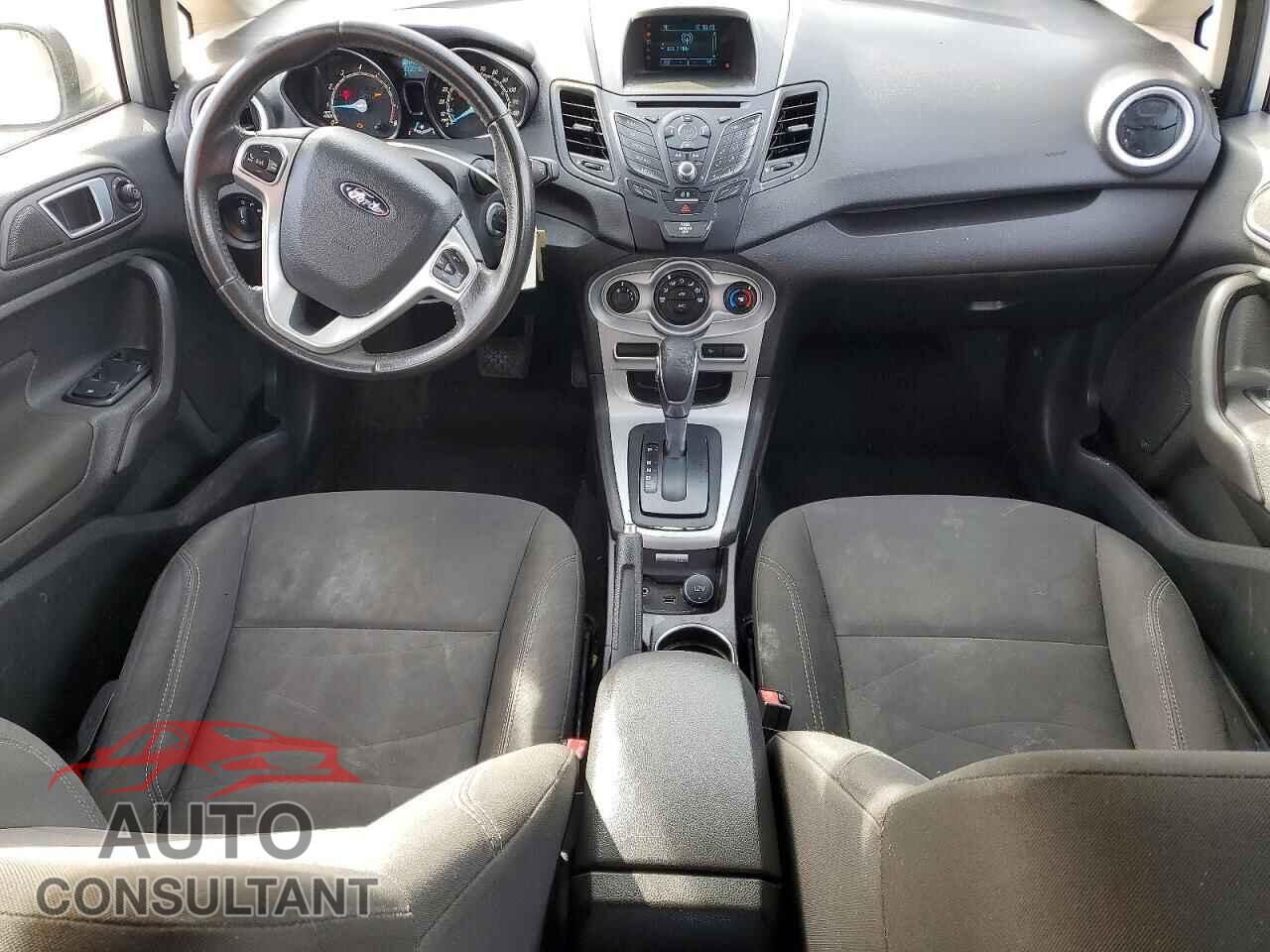 FORD FIESTA 2016 - 3FADP4EJ5GM125529