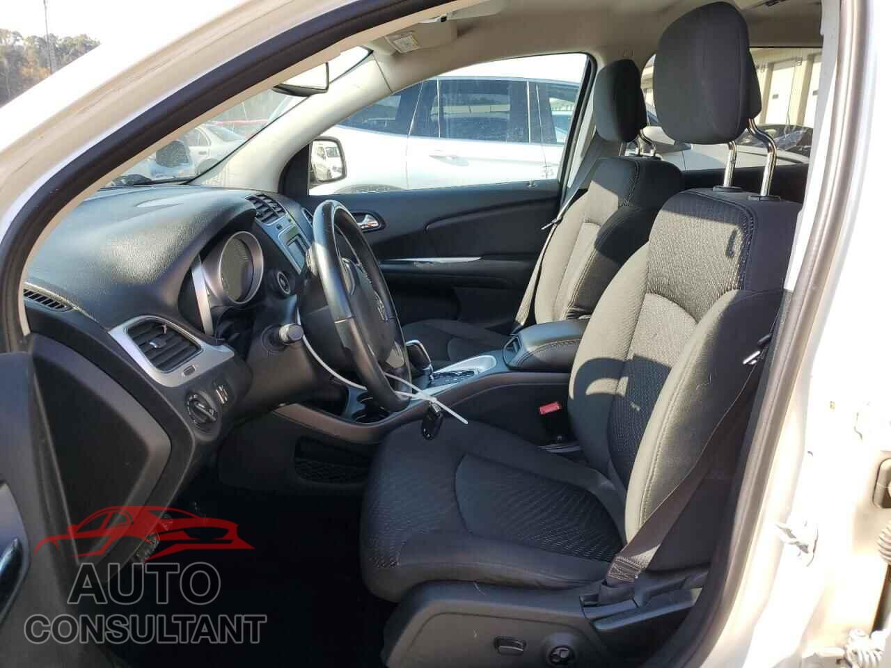 DODGE JOURNEY 2017 - 3C4PDCBB5HT563837