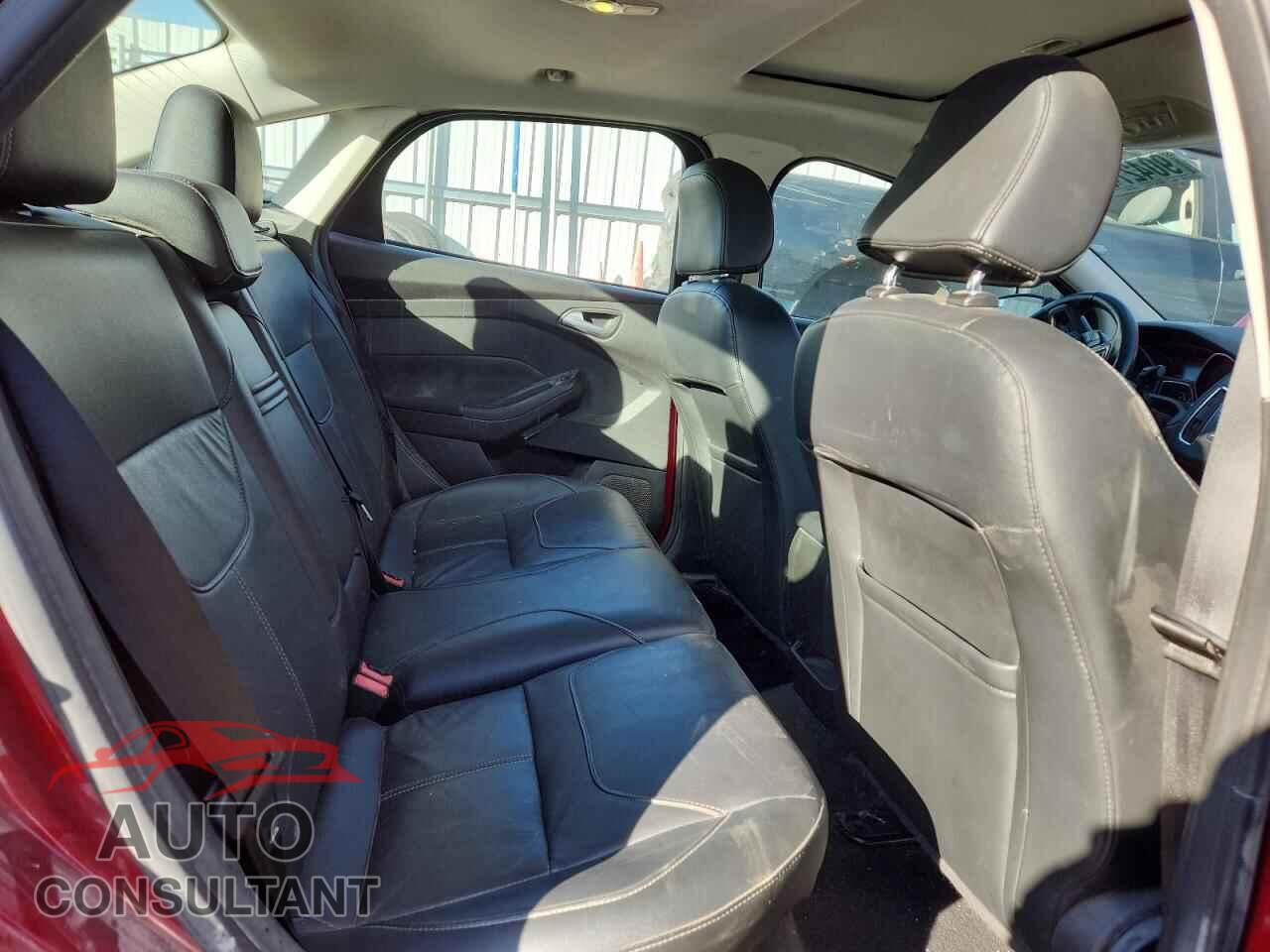 FORD FOCUS 2016 - 1FADP3F22GL302072