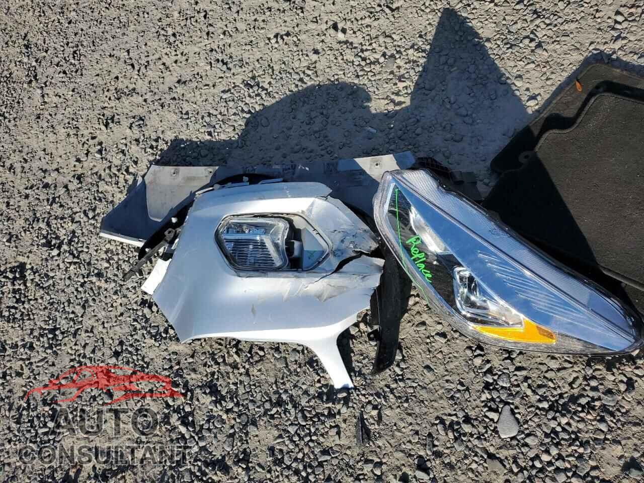 FORD ESCAPE 2017 - 1FMCU0G99HUB64997