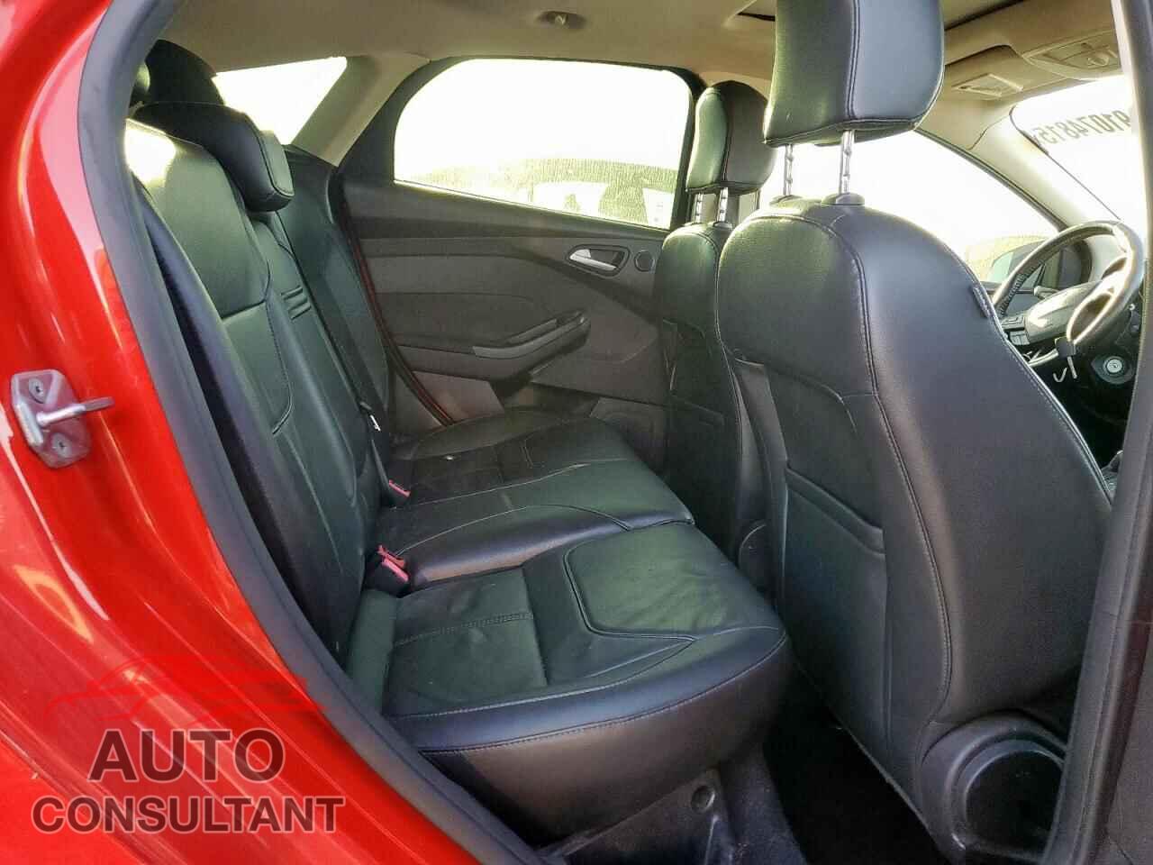 FORD FOCUS 2016 - 1FADP3K29GL236609
