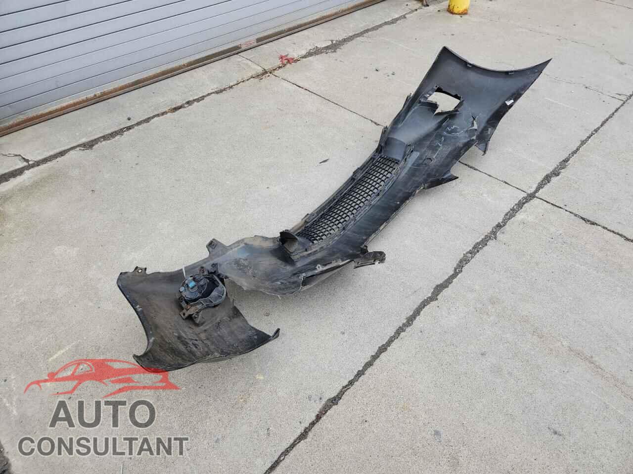 LEXUS IS 2013 - JTHCF5C26D5061043