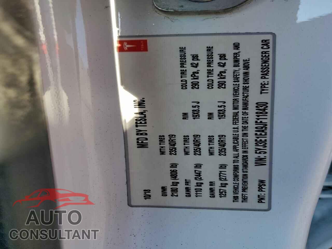 TESLA MODEL 3 2018 - 5YJ3E1EA9JF118430