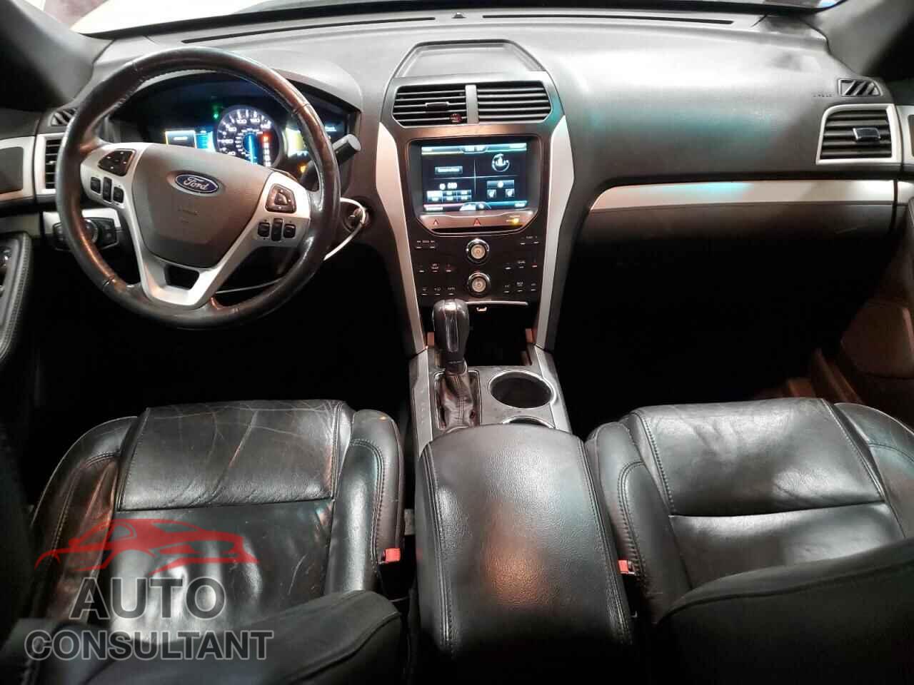 FORD EXPLORER 2011 - 1FMHK8D87BGA32347