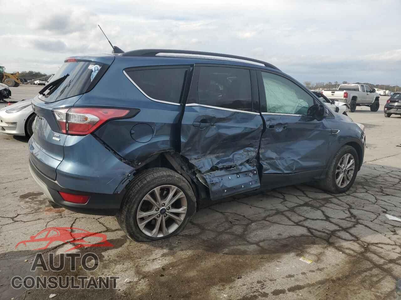 FORD ESCAPE 2018 - 1FMCU0HD3JUB66933
