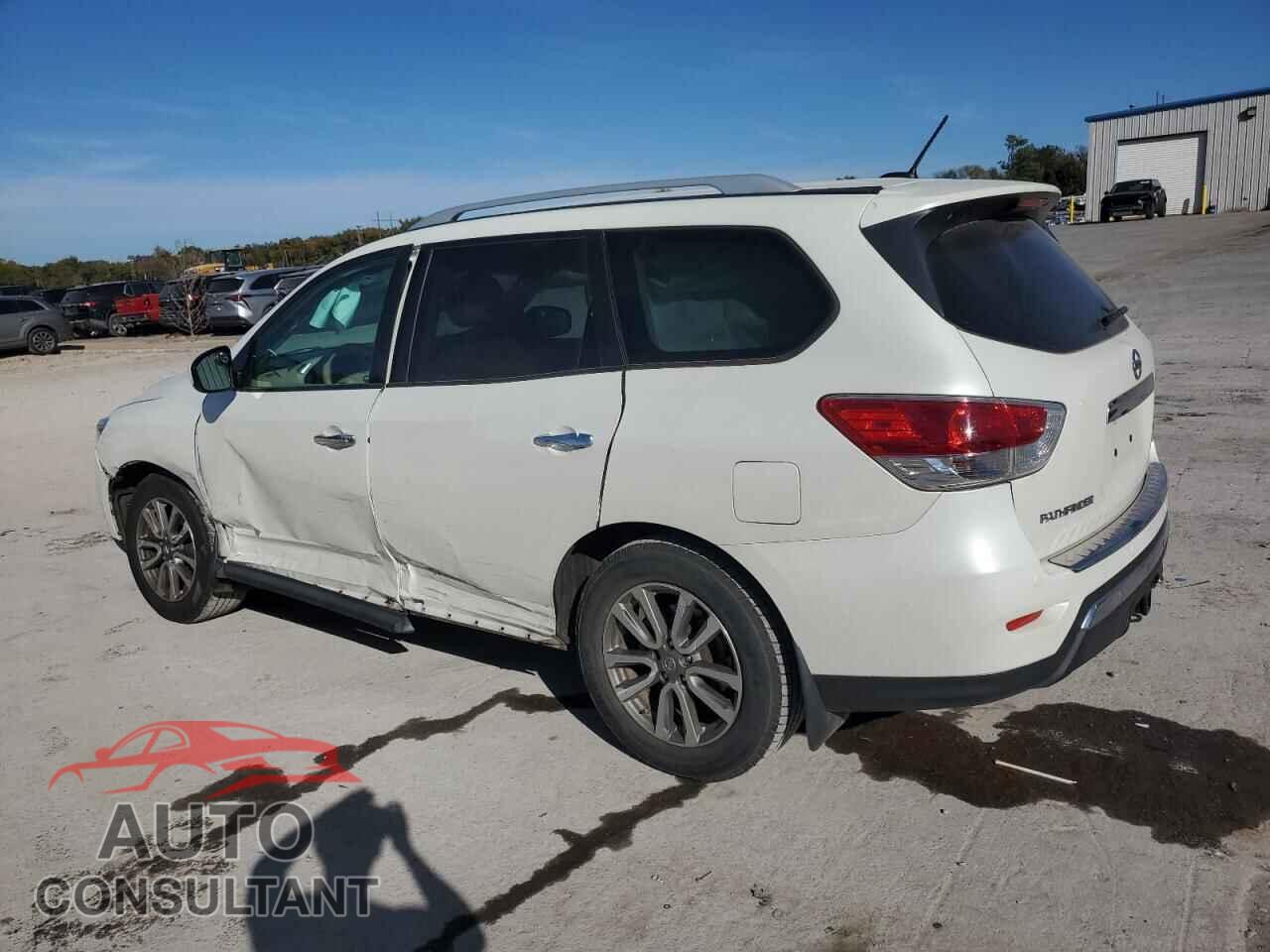 NISSAN PATHFINDER 2015 - 5N1AR2MM6FC659786