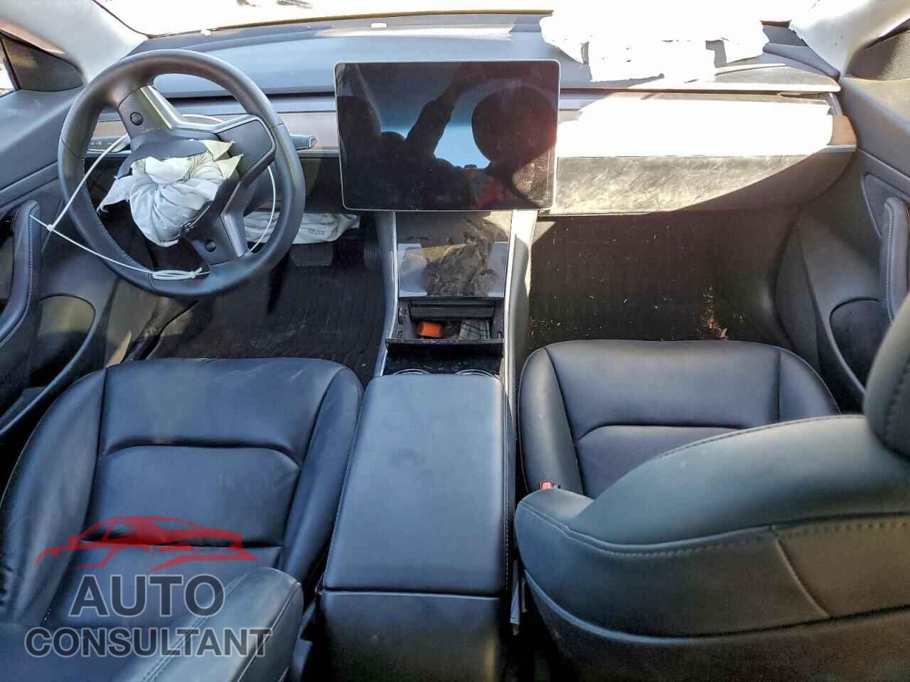 TESLA MODEL 3 2020 - 5YJ3E1EA8LF661934